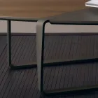 Table basse ovale en métal et plateau en bois bicolore - Comacchio Viadurini