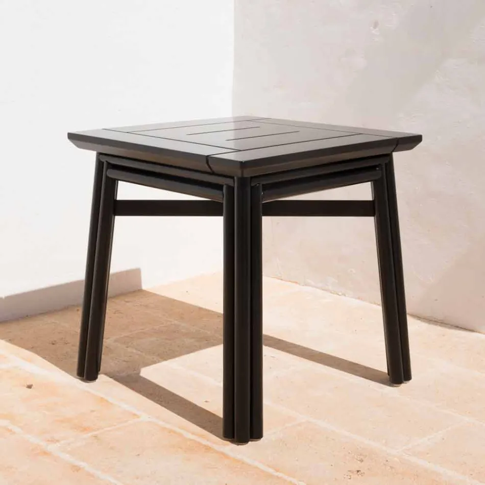 Table basse d'extérieur en bois naturel ou noir, 2 tailles - Suzana Viadurini