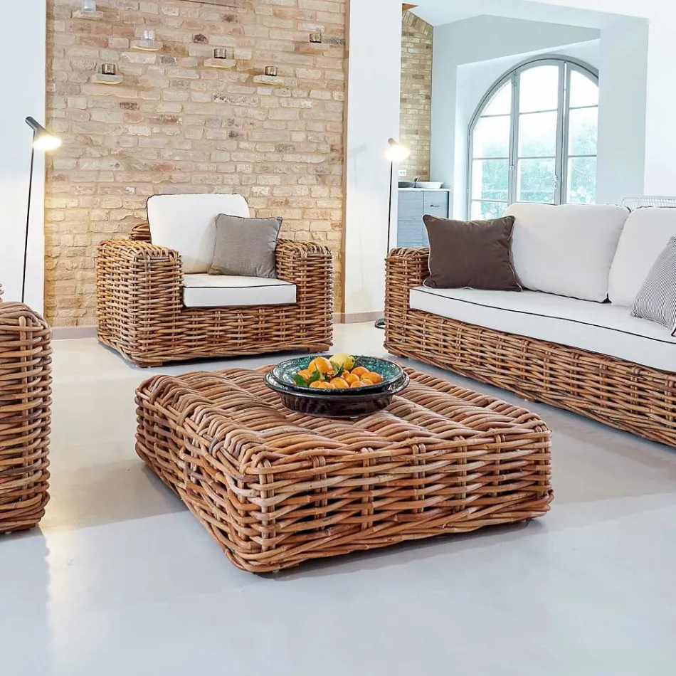 Table basse-Pouf de jardin en rotin naturel avec coussin inclus - Keira Viadurini