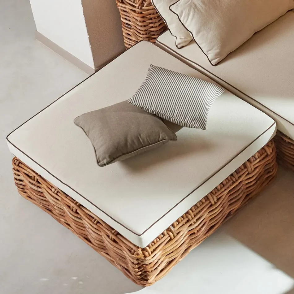 Table basse-Pouf de jardin en rotin naturel avec coussin inclus - Keira Viadurini