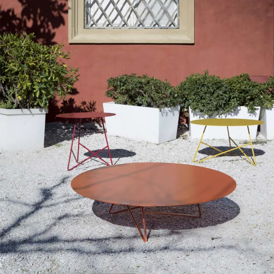 Table basse de jardin ronde en métal de différentes couleurs et 3 tailles - Magali Viadurini