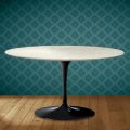 Table basse ovale Tulip d'Eero Saarinen, hauteur 41 cm, en céramique Marmorio, fabriquée en Italie - Écarlate