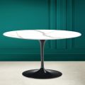 Tulip Saarinen H 41 Table Basse Ovale en Céramique Calacatta Michelangelo - Écarlate