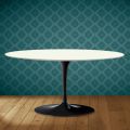 Table basse ovale Saarinen Tulip, H 41 cm, céramique Moonè, fabriquée en Italie - Écarlate