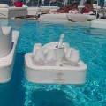 Plateau flottant pour piscine moderne Trona en simil cuir nautique