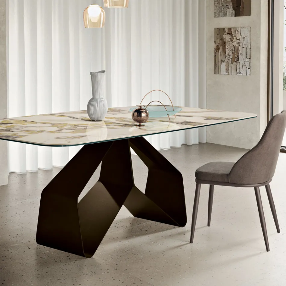 Table 210 x 110 cm avec plateau en céramique effet marbre et piètement en métal - Adriano Viadurini