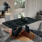 Table 210 x 110 cm avec plateau en céramique effet marbre et piètement en métal - Adriano Viadurini