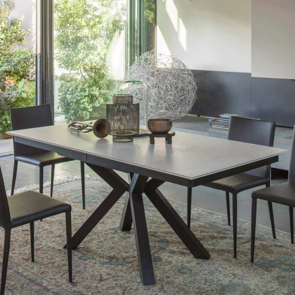 Table à manger extensible jusqu'à 2,8 m en céramique et pieds en métal - Paoluccio Viadurini