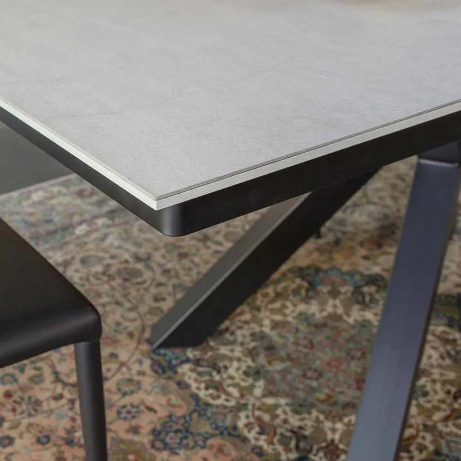 Table à manger extensible jusqu'à 2,8 m en céramique et pieds en métal - Paoluccio Viadurini