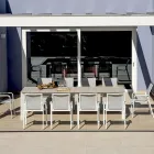 Table extensible jusqu'à 276 cm avec revêtement en aluminium effet bois - Ovara Viadurini