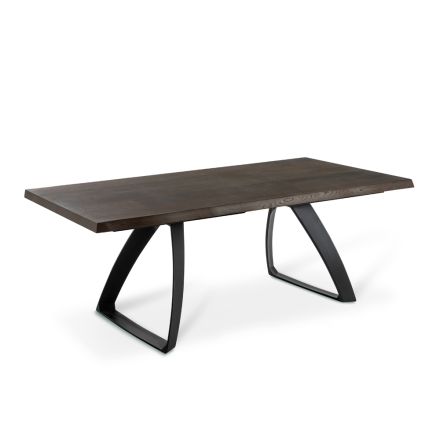 Table extensible jusqu'à 300 cm en placage de chêne et piètement en aluminium - Travis Viadurini