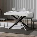 Table extensible jusqu'à 440 cm avec pieds en fer tubulaire fabriquée en Italie - Prato