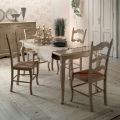 Table extensible avec 4 chaises en gris tourterelle clair fabriquée en Italie - Celestino
