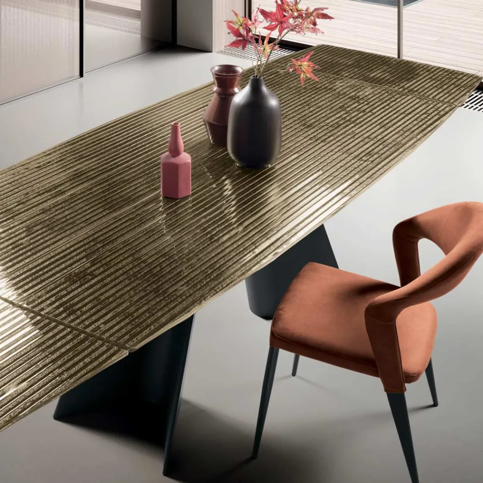 Table extensible avec piètement en métal et plateau en verre côtelé, fabriquée en Italie - Lumo Viadurini