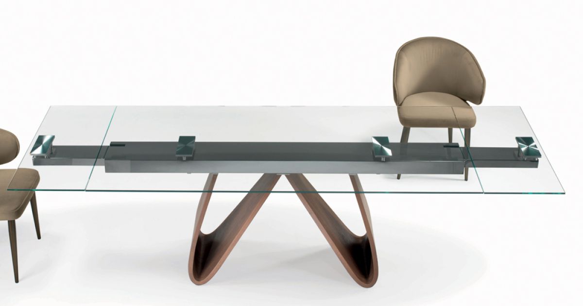 Table extensible avec plateau en verre
