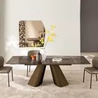 Table extensible jusqu'à 240 cm en verre côtelé transparent, fabriquée en Italie - Talete Viadurini