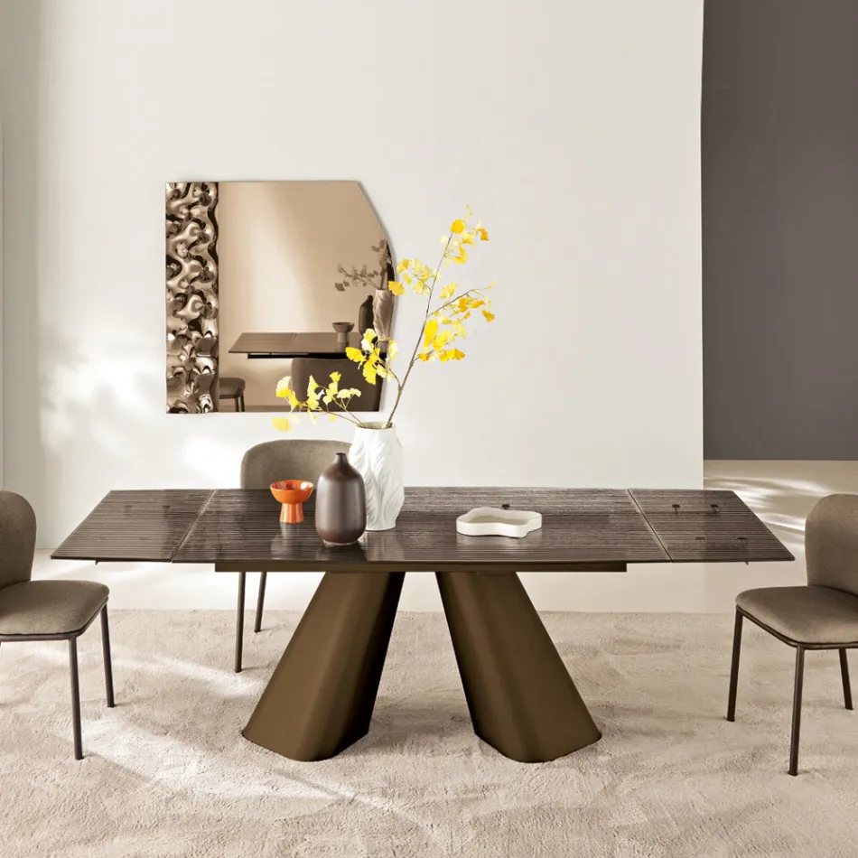 Table extensible jusqu'à 240 cm en verre côtelé transparent, fabriquée en Italie - Talete Viadurini