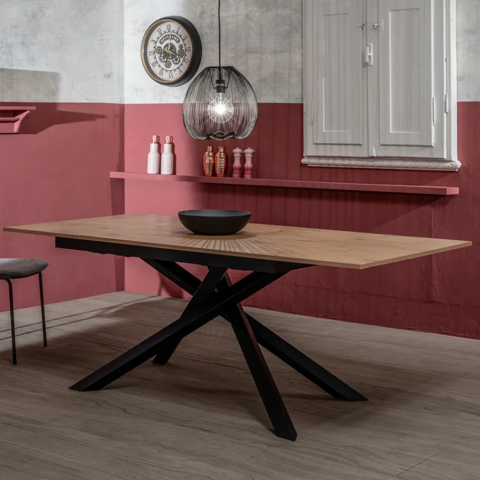 Table extensible jusqu'à 190 cm en métal et plateau mélaminé - Lavande Viadurini