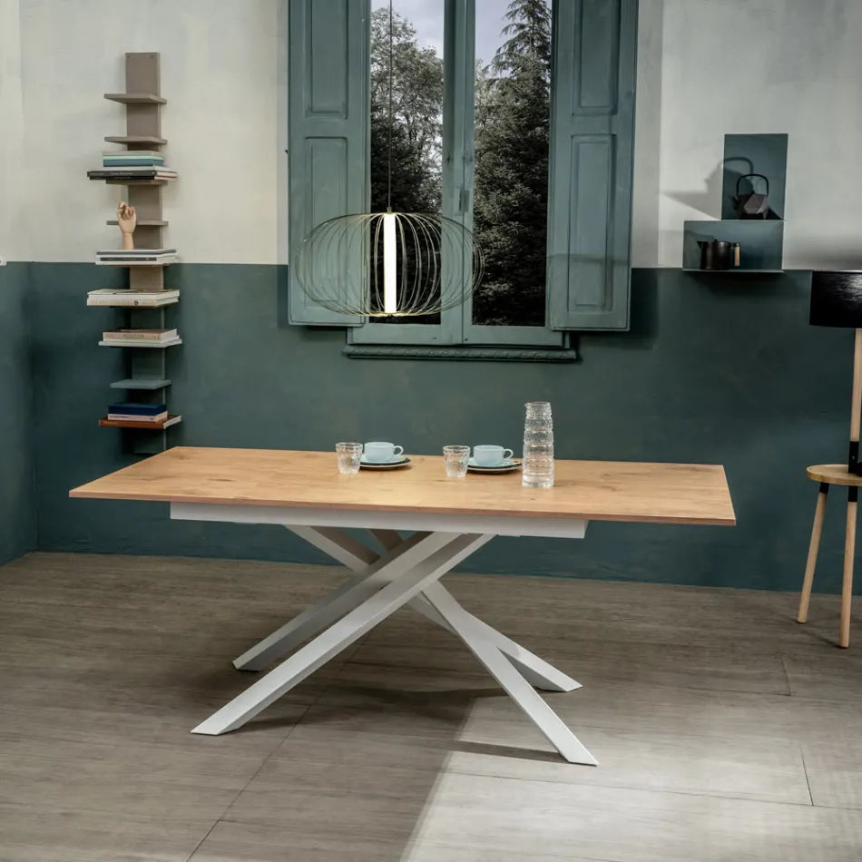 Table extensible jusqu'à 190 cm en métal et plateau mélaminé - Lavande Viadurini