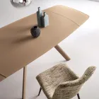 Table extensible jusqu'à 210 cm en verre et métal peint - Naxos Viadurini