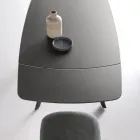 Table extensible jusqu'à 210 cm en verre et métal peint - Naxos Viadurini