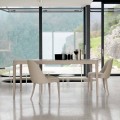 Table extensible en bois de noyer gris naturel design moderne, Matis