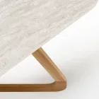 Table avec base en bois et plateau en céramique travertin clair - Infinity Viadurini