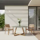 Table avec plateau en céramique et base en teck fabriquée en Italie - Casque Viadurini