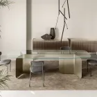 Table avec plateau en verre façonné et base en métal courbé - Piacere Viadurini