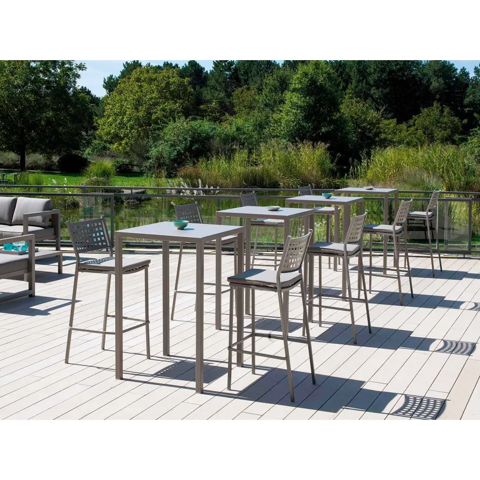 Table de bar carrée en métal peint Made in Italy - Cuba Viadurini