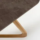 Table d'extérieur avec base en bois et plateau en céramique marron Pulpis - Infinity Viadurini