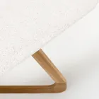 Table d'extérieur avec base en bois et plateau en céramique blanche Terrazzo - Infinity Viadurini