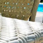 Table avec un design haut de jardin en verre Romeo, fait main Viadurini