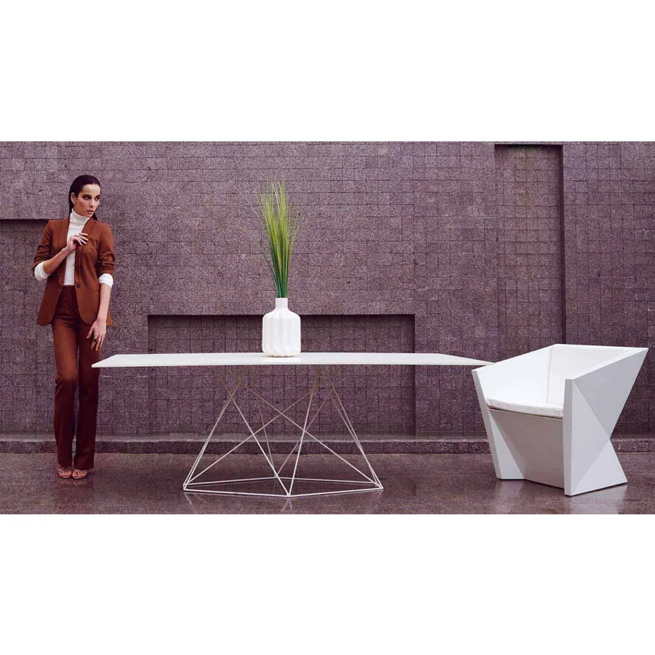 Table de jardin moderne en polypropylène et acier inoxydable Faz Vondom Viadurini