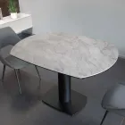 Table à manger extensible en céramique et base en métal - Indira Viadurini