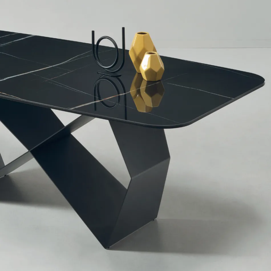 Table à manger avec plateau en céramique effet marbre Made in Italy - Mirco Viadurini