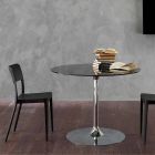 Table à manger avec plateau en cristal et base chromée Made in Italy - Tallio Viadurini