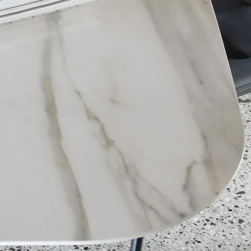 Table à manger elliptique en acier et céramique polie Florim - Gelsino Viadurini