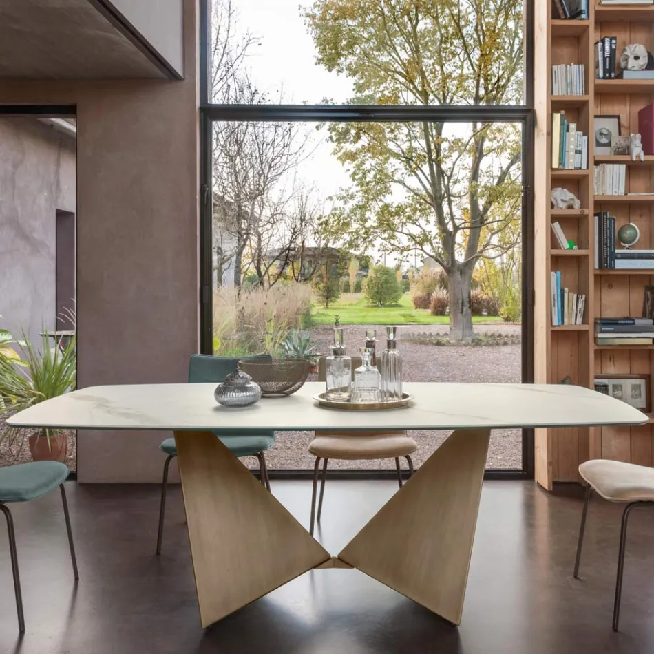 Table à manger en céramique de 3 mm et base en métal fabriquée en Italie - Pivoine Viadurini