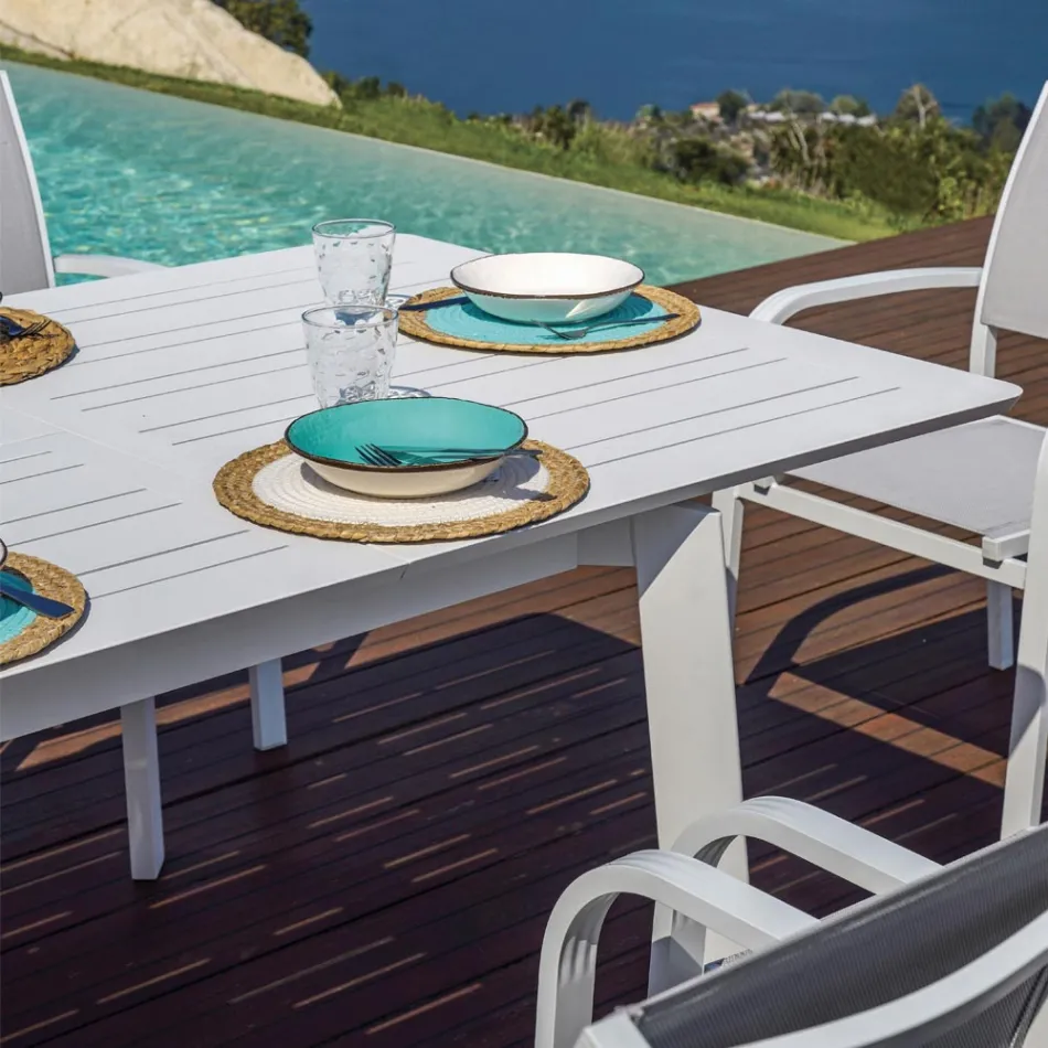 Table de jardin extensible jusqu'à 240 cm en aluminium - Levanto Viadurini