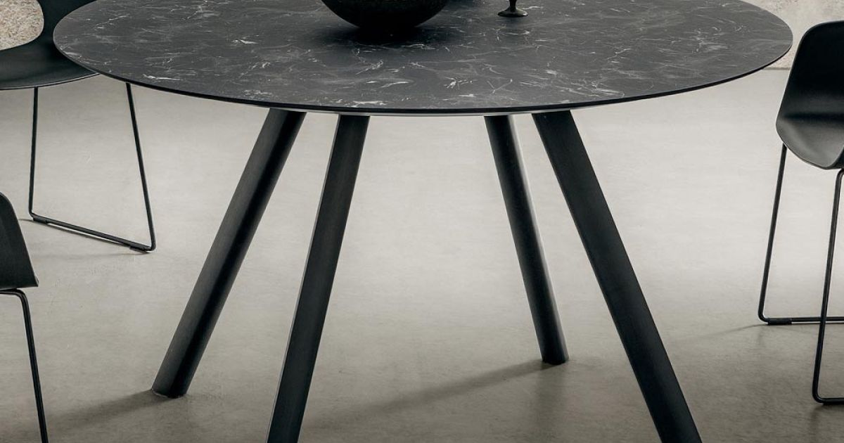 Table ronde en HPL et aluminium noir Made in Italy, Precious