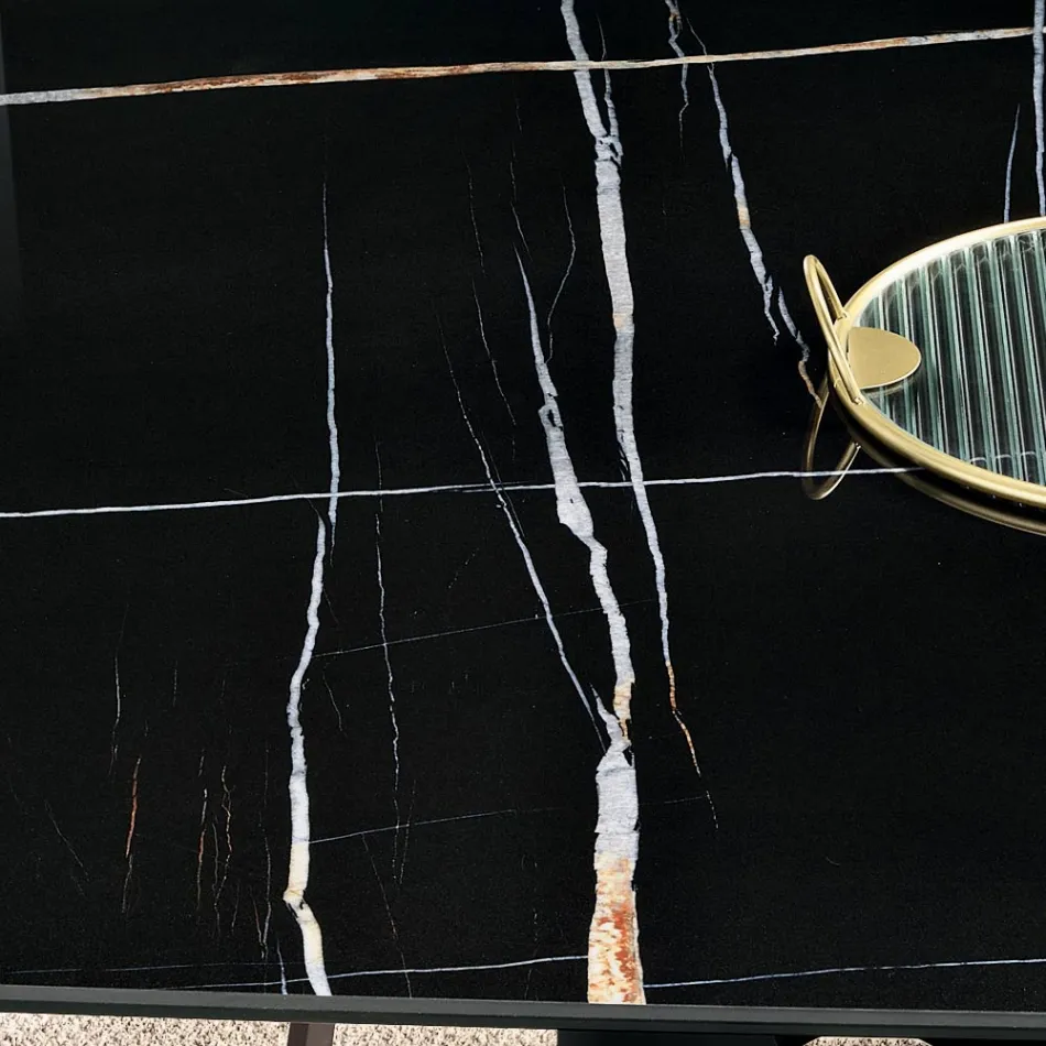 Table fixe 210x110 cm avec plateau en céramique effet marbre - Tano Viadurini