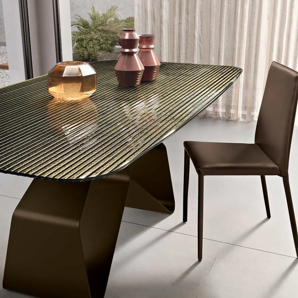Table fixe 210 x 110 cm avec plateau en verre cannelé et piètement en métal - Adriano Viadurini