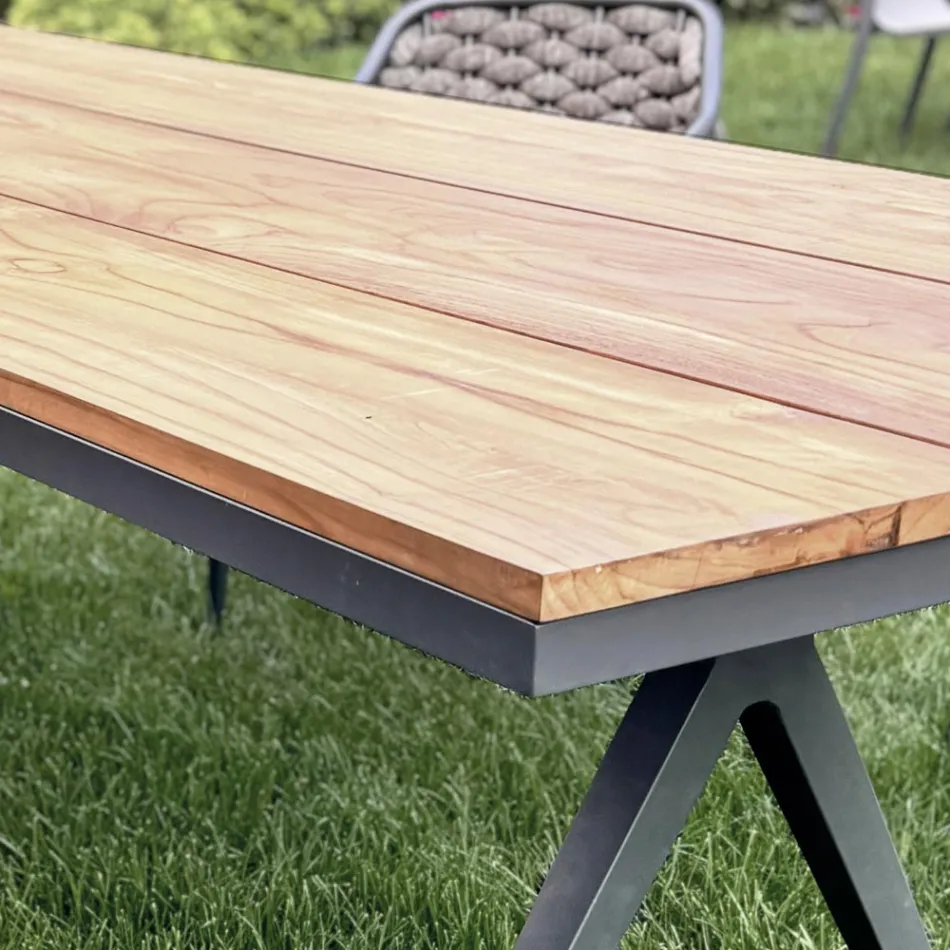 Table d'extérieur fixe 220 x 100 cm en aluminium et teck massif - Nara Viadurini