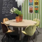 dans le tableau de chêne brossé avec finition à la cire Andy Viadurini