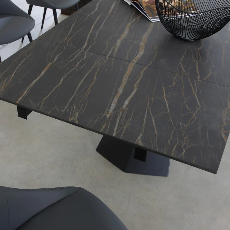Table à manger extensible jusqu'à 270 cm avec plateau en verre céramique - Trasimeno Viadurini