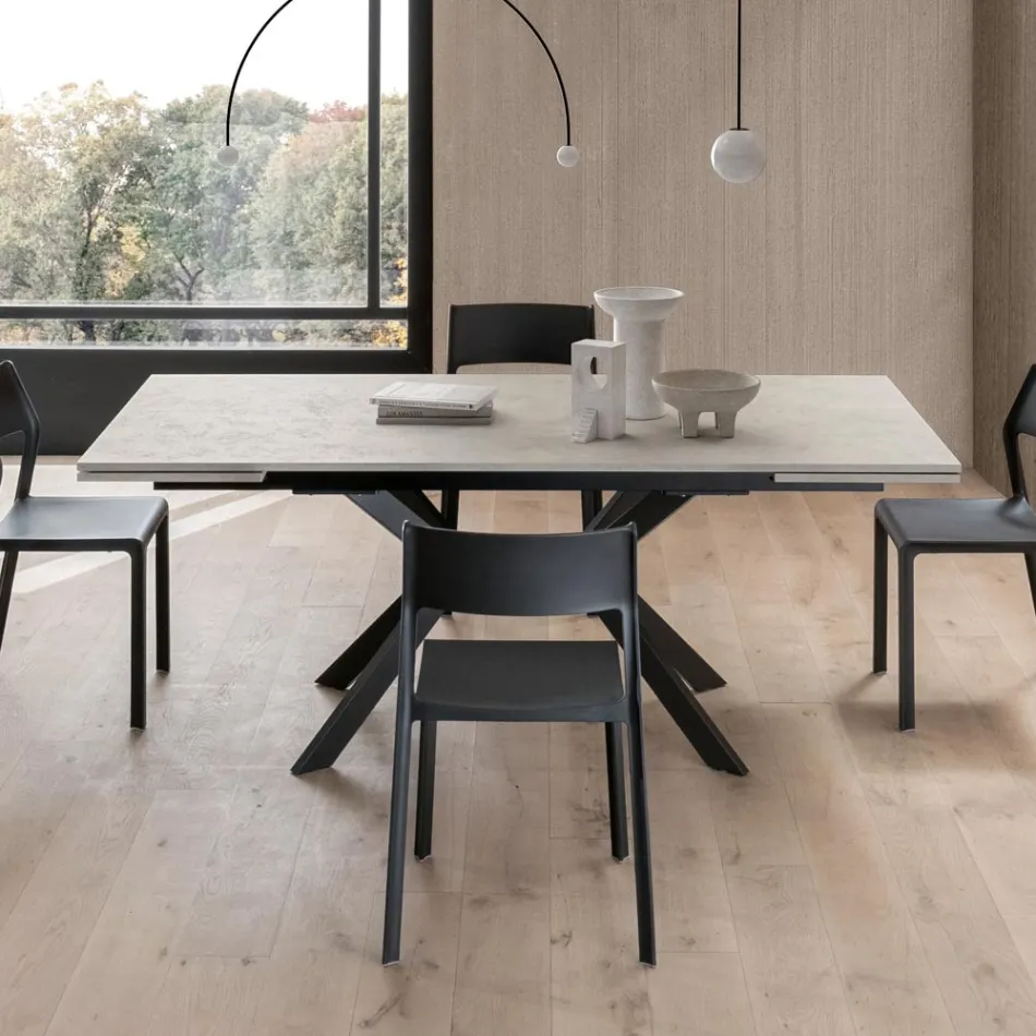 Table rectangulaire extensible jusqu'à 240 ou 280 cm en HPL et métal - Présent Viadurini