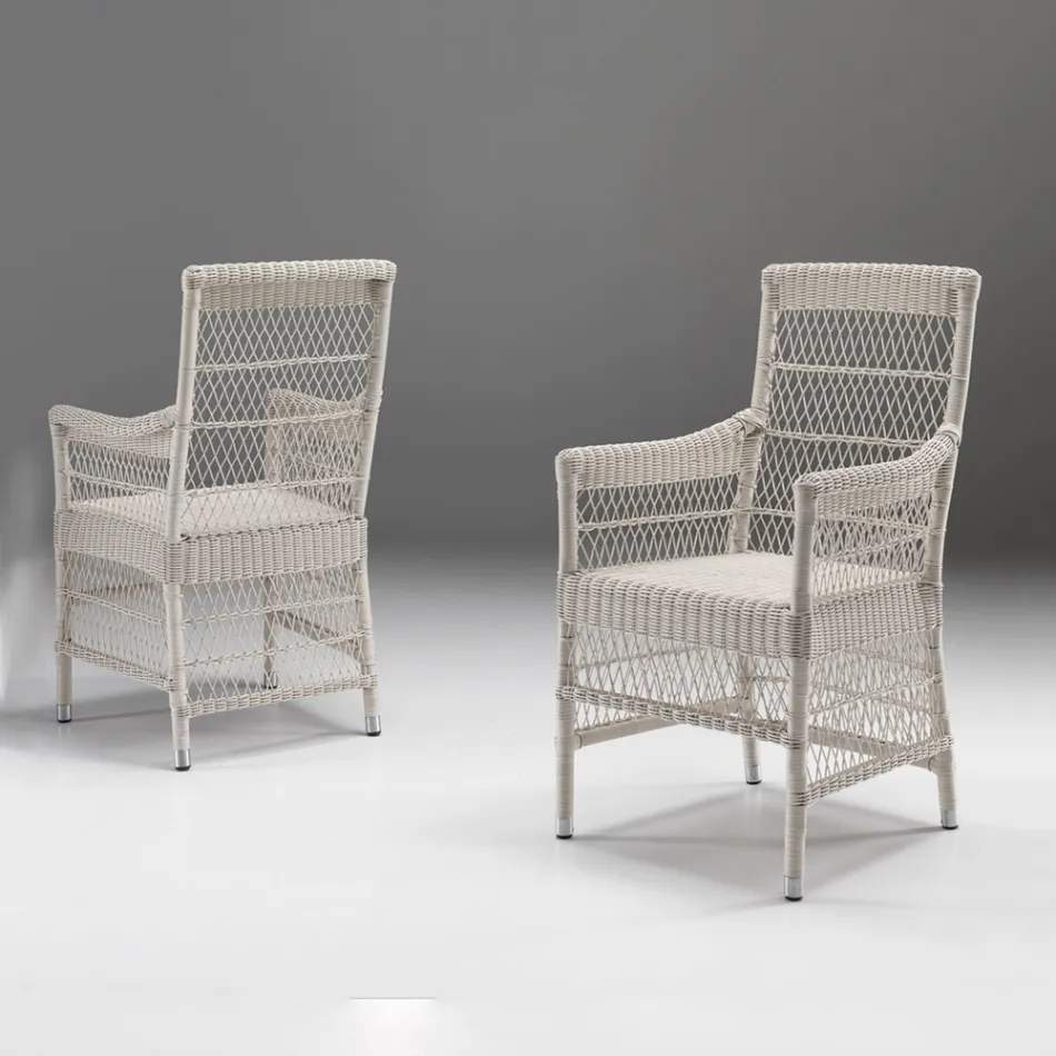 Table de jardin ronde avec 4 fauteuils avec accoudoirs - Gigi Viadurini