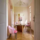 Table design ronde en verre et frêne huilé Made in Italy - Madame Viadurini