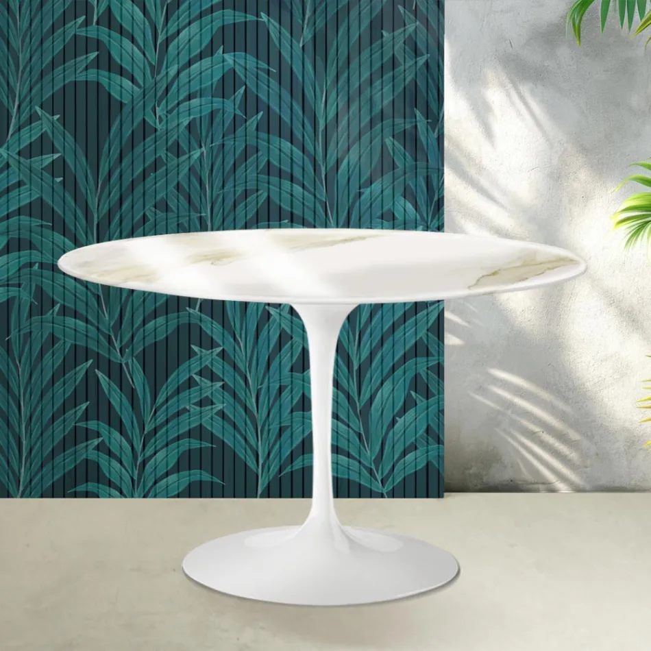 Table ronde Tulip de Saarinen, hauteur 74 cm, en céramique brillante dorée Florim Calacatta - Écarlate Viadurini